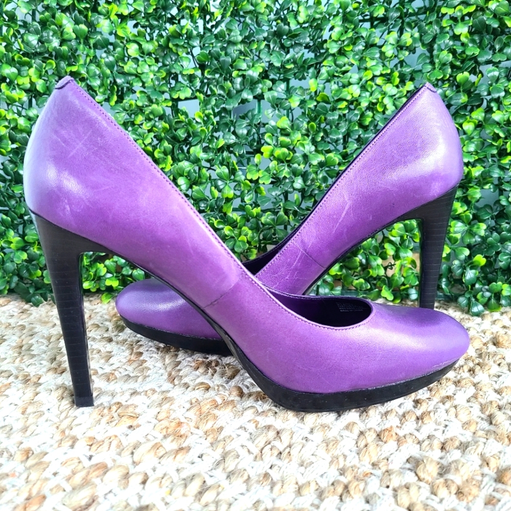 BCBG Purple Leather Heels